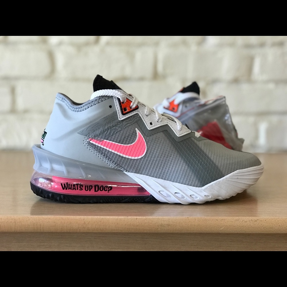Nike LeBron XVIII 18 Low Space Jam Bugs Marvin Grey Pink CV7562-005 Men's 6, 8.5